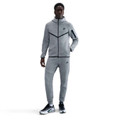 Pantaloni Barbati Nike Tech Fleece